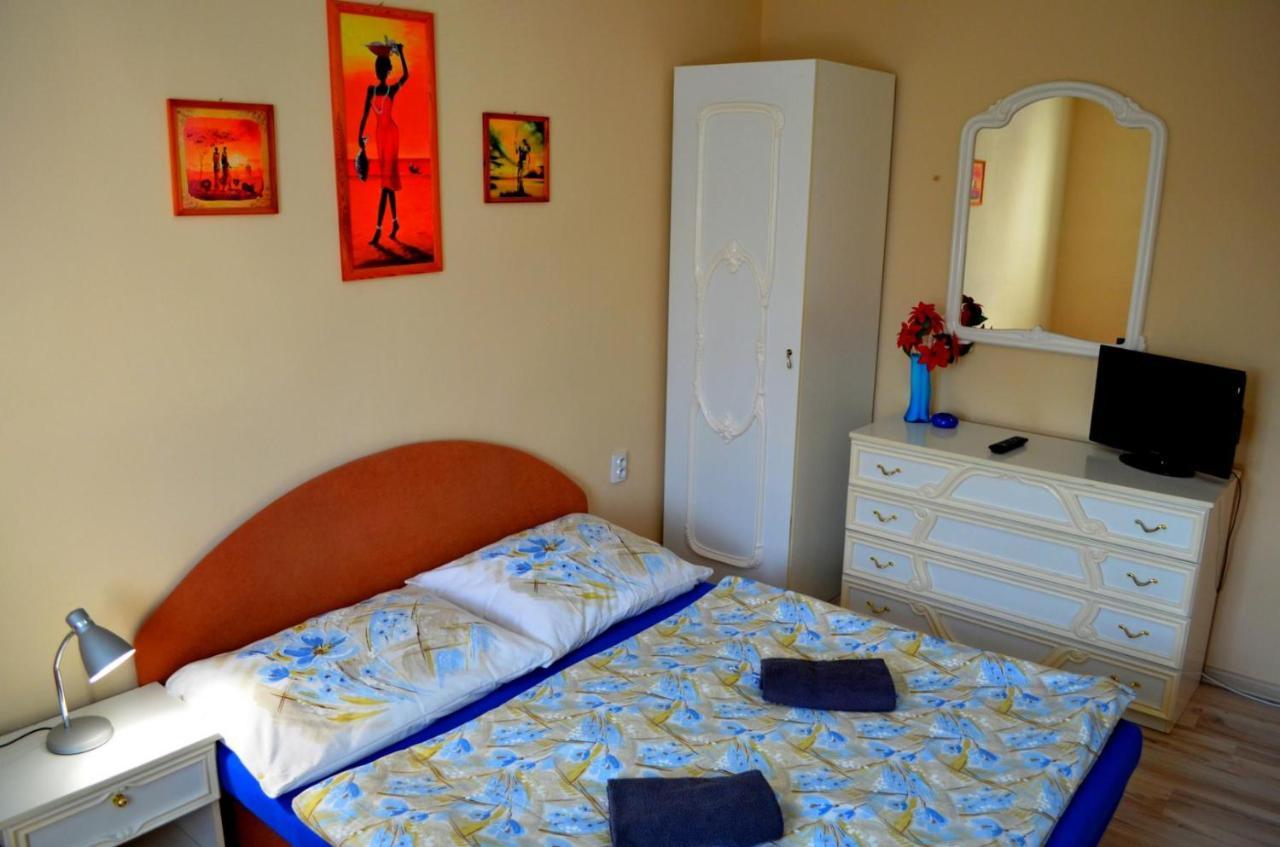 Apartmany Riviera A Chalupa Riviera Liptov, Bešeňová Exterior foto