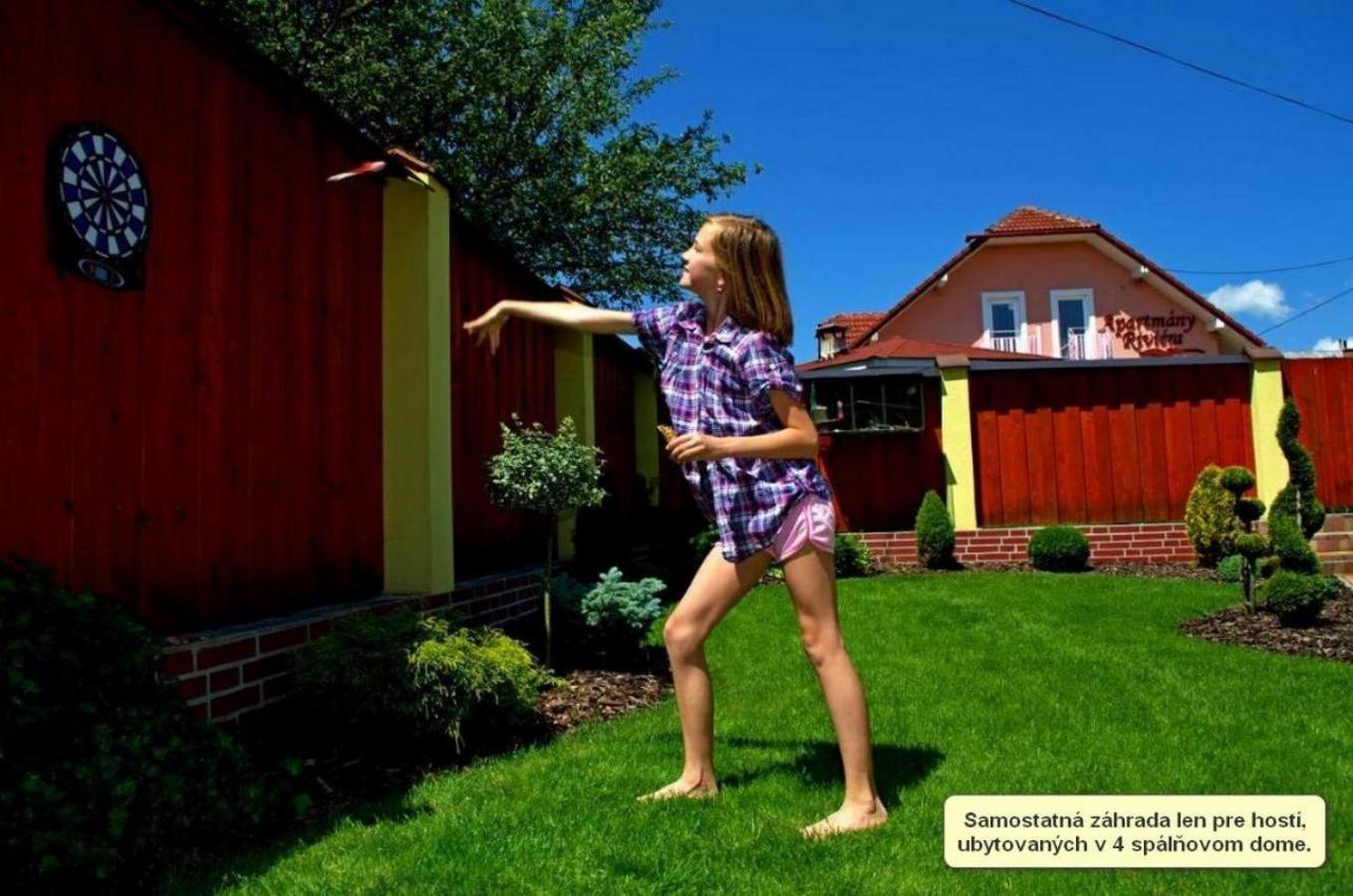 Apartmany Riviera A Chalupa Riviera Liptov, Bešeňová Exterior foto