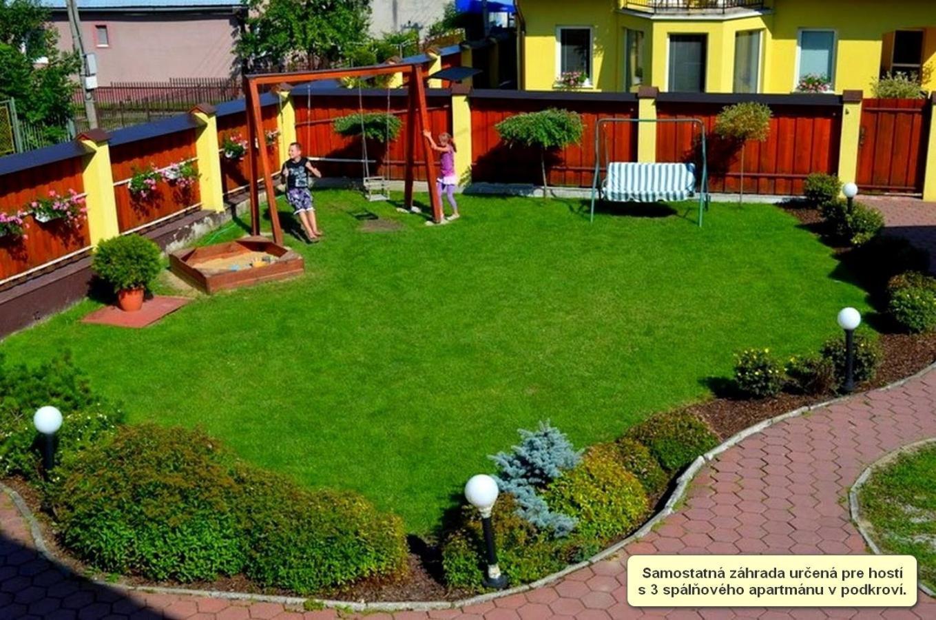 Apartmany Riviera A Chalupa Riviera Liptov, Bešeňová Exterior foto